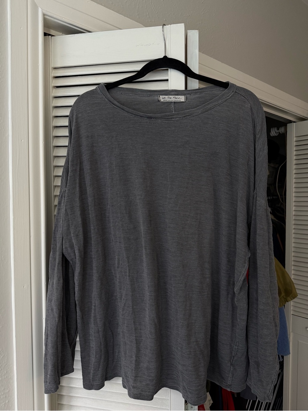 Free People Men's Long Sleeve Crewneck Shirt - Charcoal Gray